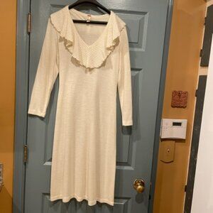 ivory 70s dress with retro bib, sz 9, good condition